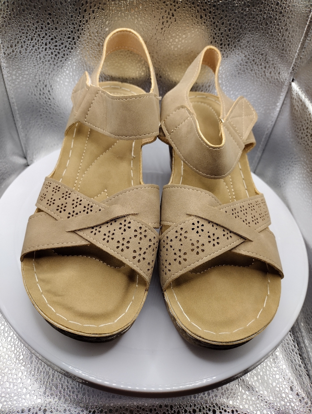Comfortable Beige Suede Platform Sandals - Stylish Everyday Comfort Size 39